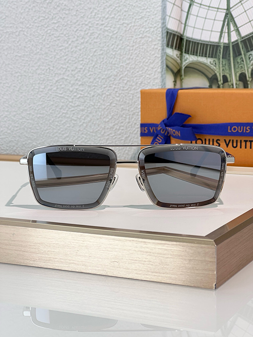 ルイヴィトンコピーLOUIS VUITTO Super VisionサングラスMODEL