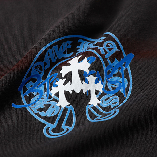 クロムハーツゴーストホースシューサンスクリットクロスプリント半袖Tシャツ