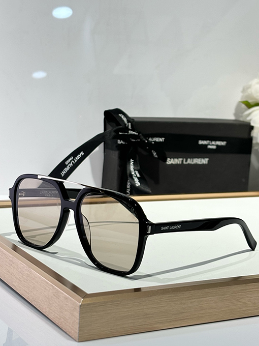 サンローランSAINT LAURENサングラス MODEL