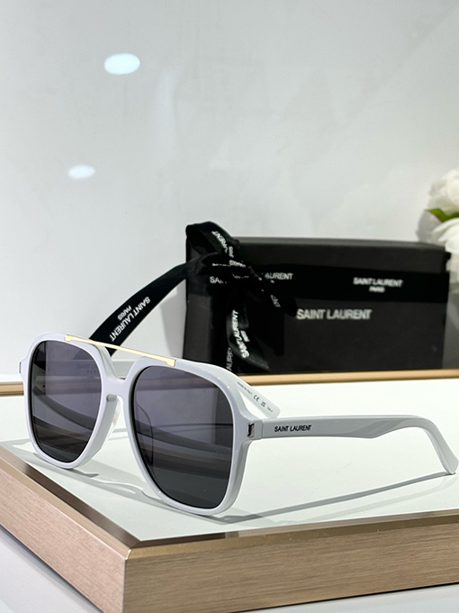 サンローランSAINT LAURENサングラス MODEL