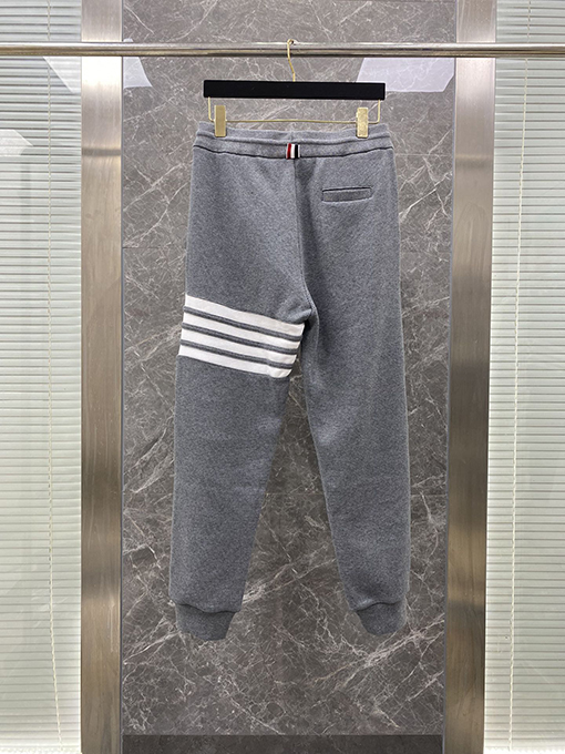 トムブラウンスーパーコピー 新しいワッフルパンツ