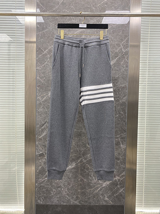 トムブラウンスーパーコピー 新しいワッフルパンツ