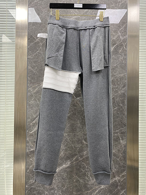 トムブラウンスーパーコピー 新しいワッフルパンツ
