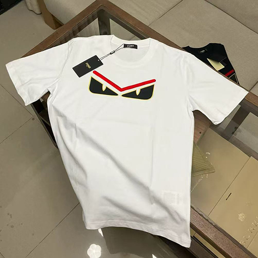 フェンディ 新しいモンスターの目の装飾ラウンドネックtシャツ