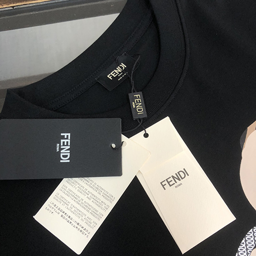 フェンディスーパーコピー愛のプリント文字半袖Tシャツ