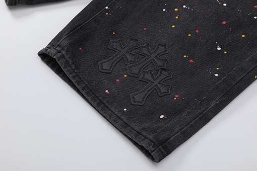 クロムハーツ クロス刺繍の古いジーンズ