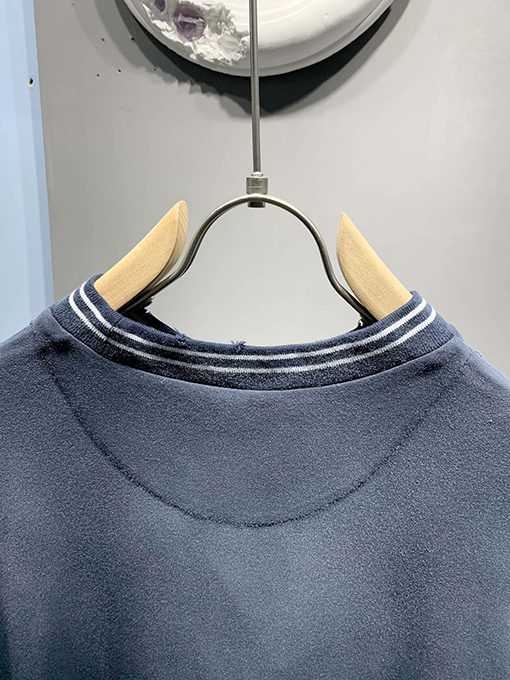 プラダコピー新しい色あせた古いTシャツ
