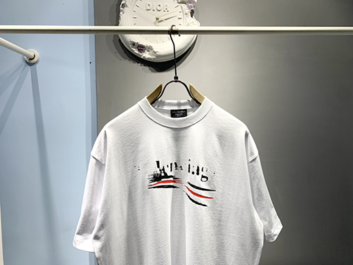 バレンシアガスーパーコピー2025ss新しい抽象的なコーラロゴプリントTシャツ