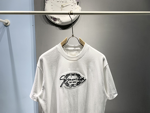 ジバンシイ2025ss新しいロゴ刺繍Tシャツ