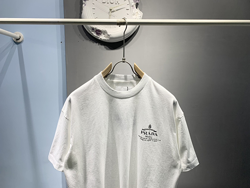 プラダスーパーコピーヴィンテージロゴプリントTシャツ