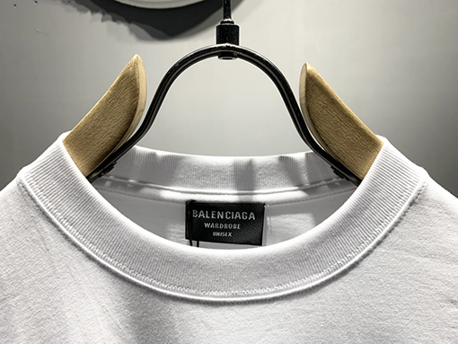 バレンシアガコピー2025ss新しいインクTシャツ
