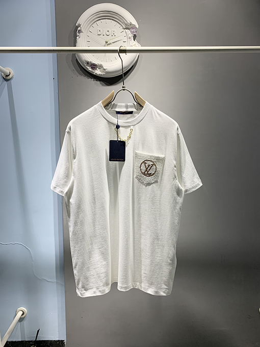 ルイヴィトン新しいビーズロゴポケットTシャツ