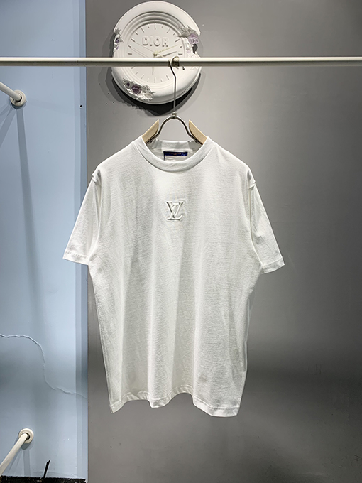 ルイヴィトン新しいロゴの凸型Tシャツ