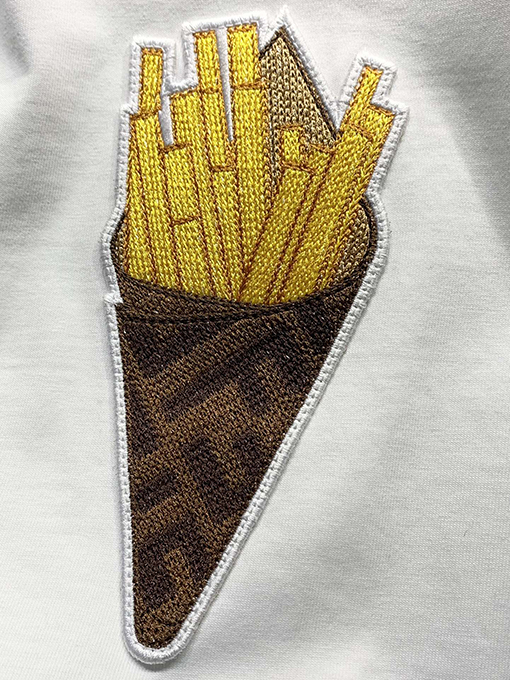 フェンディ2025ss新しいLicious刺繍パッチTシャツ