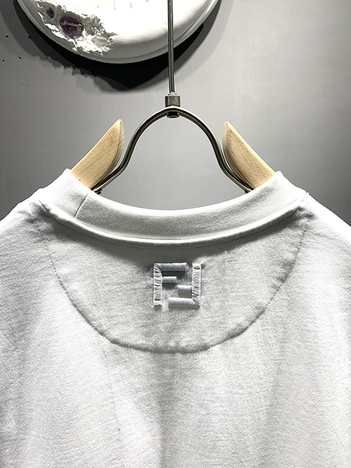 フェンディ2025ss新しいLiciousバナナ刺繍プリントTシャツ