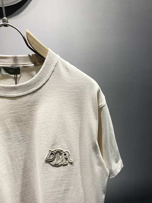 ディオールスーパーコピー2025 ss新しいCharmロゴTシャツ