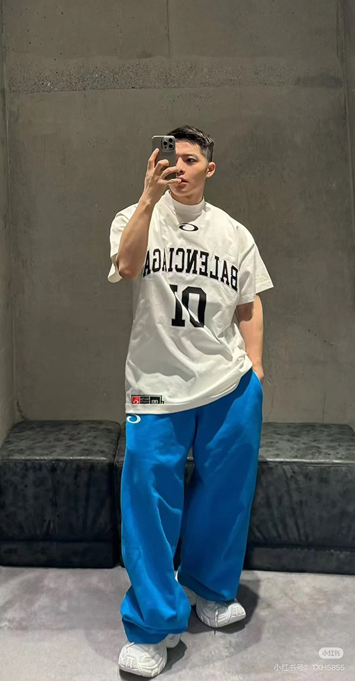 バレンシアガスーパーコピー01号半袖Tシャツ