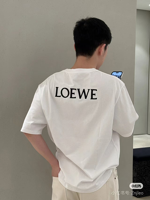 ロエベ新しいシリーズの漫画柄半袖Tシャツ