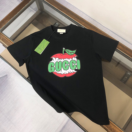 グッチ2025新しいカップルの半袖Tシャツ