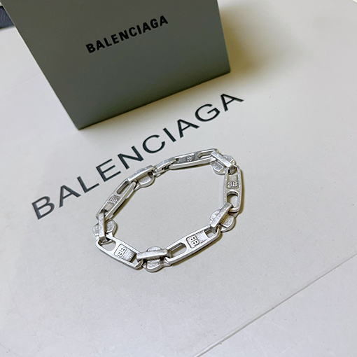 バレンシアガ Balenciagaブレスレット