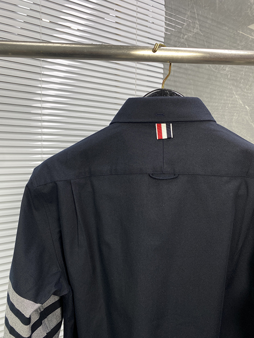 トムブラウンファッション長袖シャツ