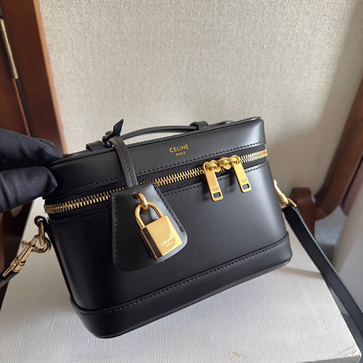 セリーヌスーパーコピー新しい化粧箱バッグ