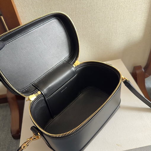 セリーヌスーパーコピー新しい化粧箱バッグ