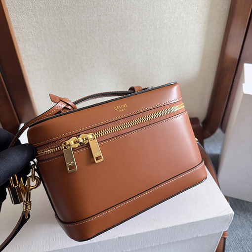 セリーヌスーパーコピー新しい化粧箱バッグ