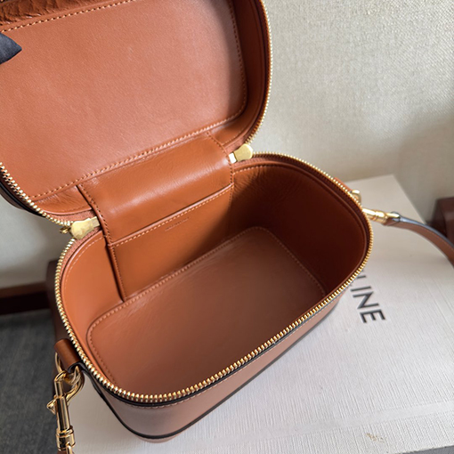 セリーヌスーパーコピー新しい化粧箱バッグ