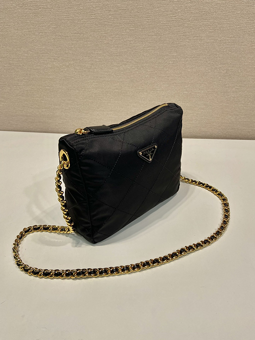 プラダスーパーコピーVintage チェーン菱形放浪バッグ