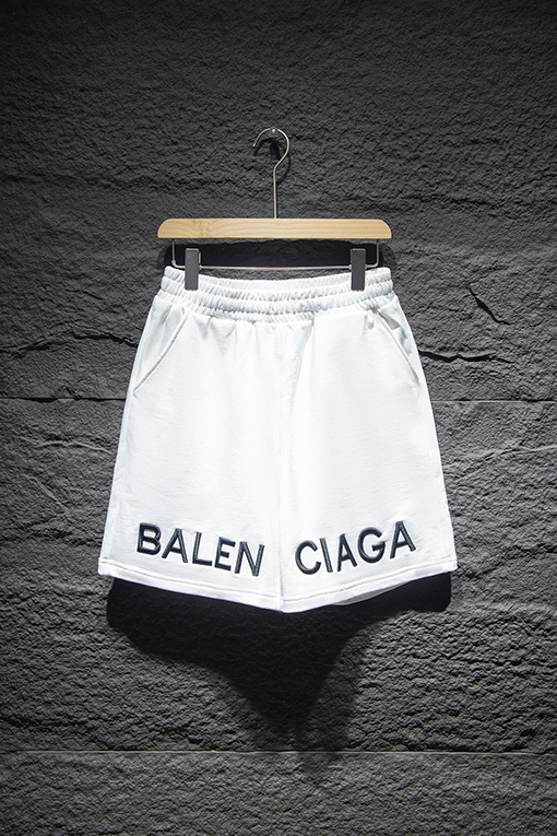 バレンシアガロゴ刺繍ショートパンツ