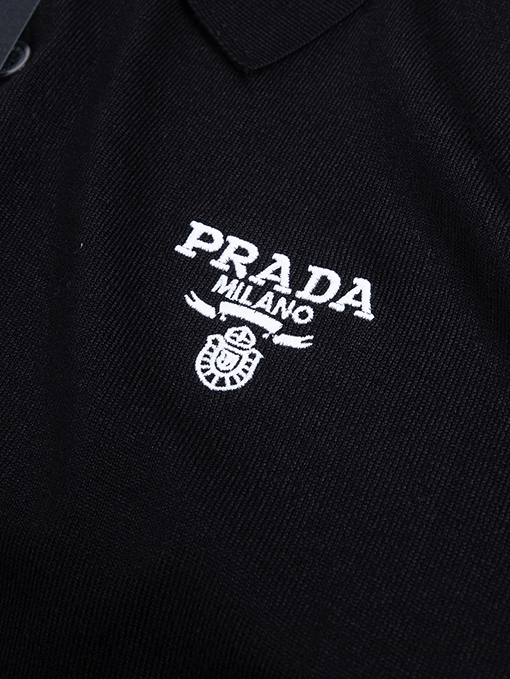プラダシンプルな文字ロゴ刺繍半袖Tシャツ