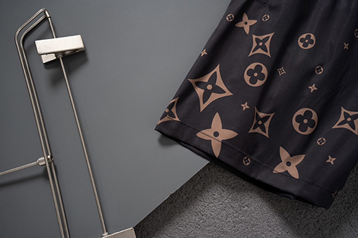 ルイヴィトン新しいビーチパンツ