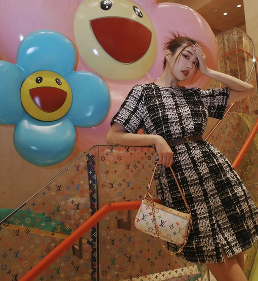 ルイヴィトンコピーPochette AccessoiresハンドバッグM13404