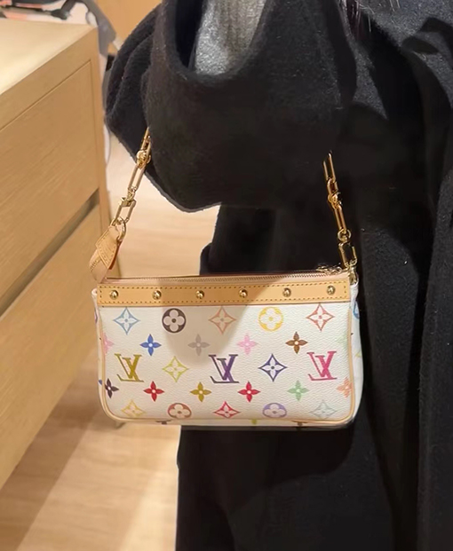 ルイヴィトンコピーPochette AccessoiresハンドバッグM13404