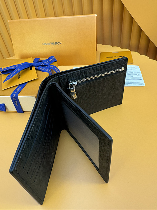 ルイヴィトンスーパーコピーAmerigo財布M60053