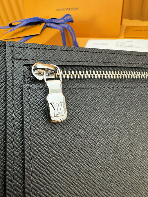 ルイヴィトンスーパーコピーAmerigo財布M60053