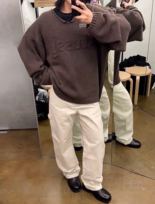 ステューシーStussy FW24 EMBROIDERED V-NECK LOGO SWEATER 刺繍ロゴVネックロゴセーター