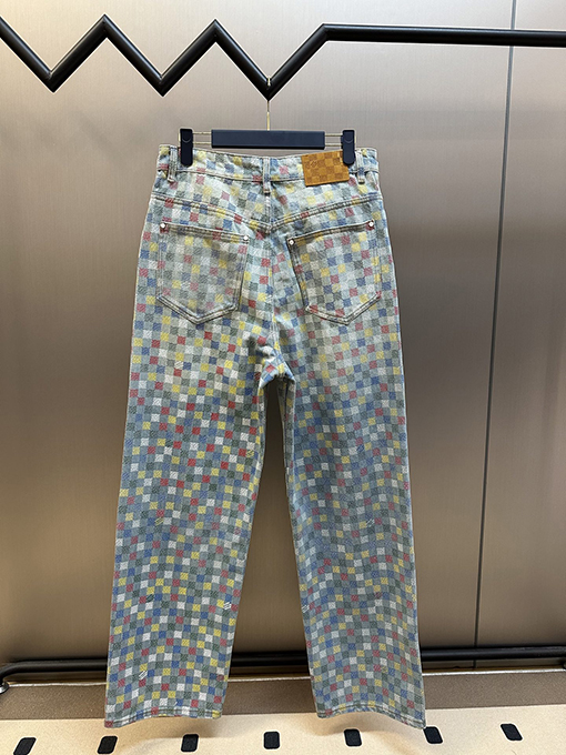 ルイヴィトンコピーカラフルなチェック柄のデニムパンツ