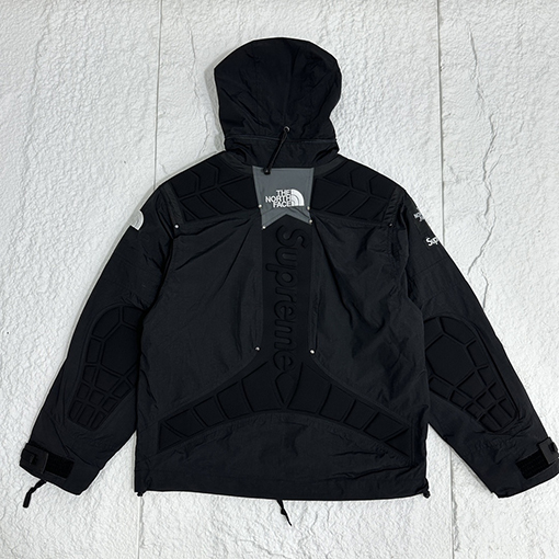 シュプリーム FW22 Week 7 x The North Face コラボアルファベットフード付きジャケット