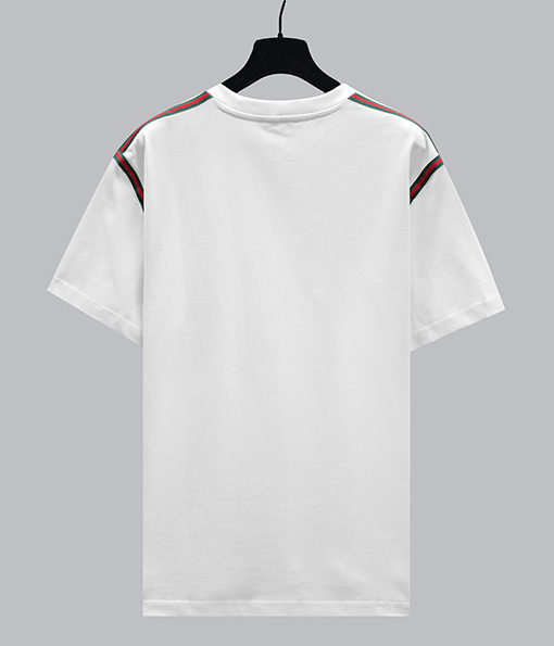 グッチスーパーコピー新しいシーズンのニットラウンドネックTシャツ