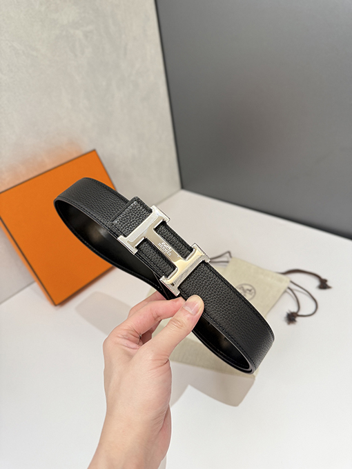 エルメススーパーコピー クラシックでシンプルなベルト