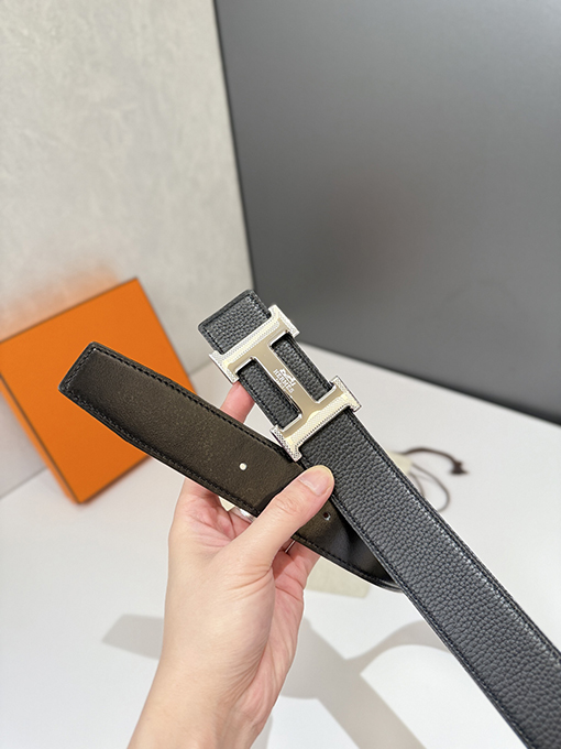 エルメススーパーコピー クラシックでシンプルなベルト