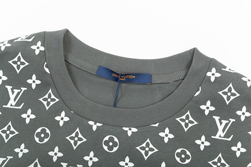 ルイヴィトンコピーグラデーションロゴプリント半袖Tシャツ