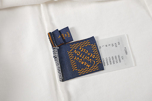 ルイヴィトンVers United ロゴ装飾Tシャツ