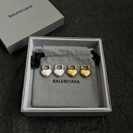 バレンシアガ Balenciaga イヤリング