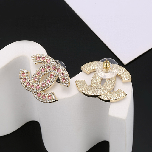 シャネルクラシックなダブルCピアス