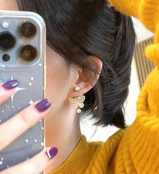 ディオールバタフライパールピアス