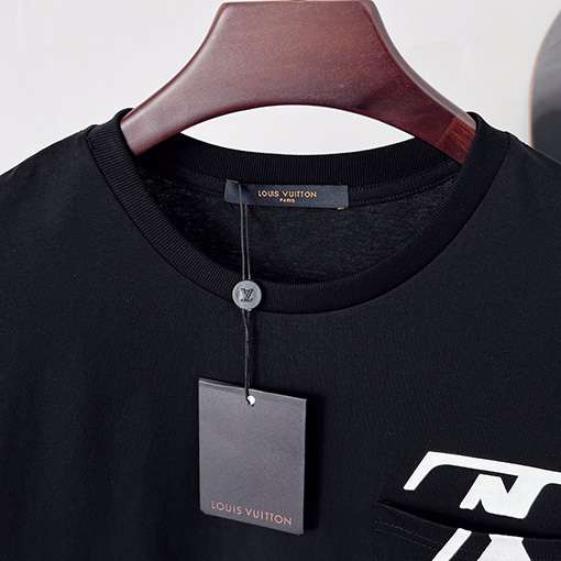 ルイヴィトンLV逆立ちロゴポケットプリント半袖Tシャツ