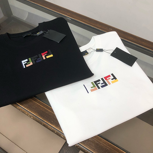 フェンディ新しい半袖Tシャツ